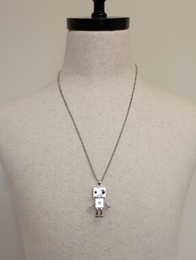 Silver Robot Pendant Necklace Movable Charm Kawaii Novelty Jewelry